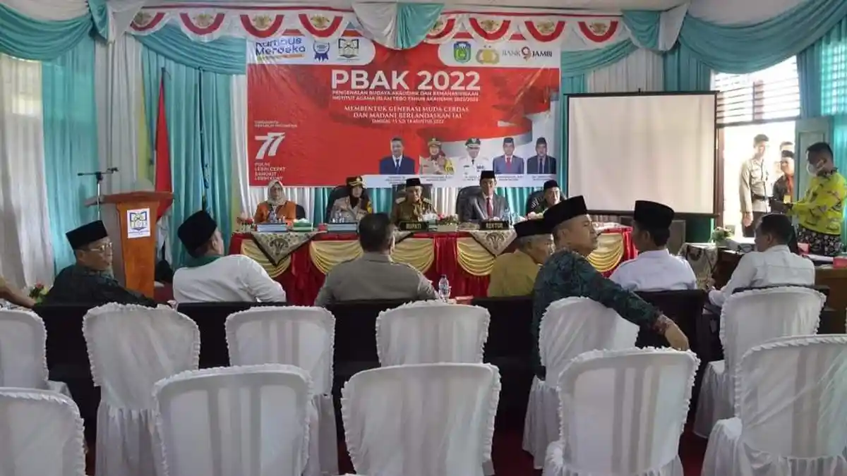 Pj Bupati Tebo Buka PBAK IAI Tebo, Aspan: Organisasi Mahasiswa Itu Penting