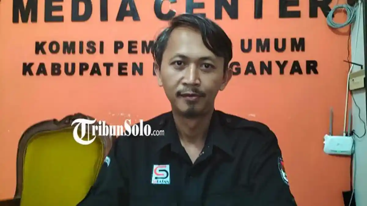 Biodata Muhammad Maksum, Komisioner KPU Karanganyar 2018-2023 : Aktif Berorganisasi Saat Mahasiswa