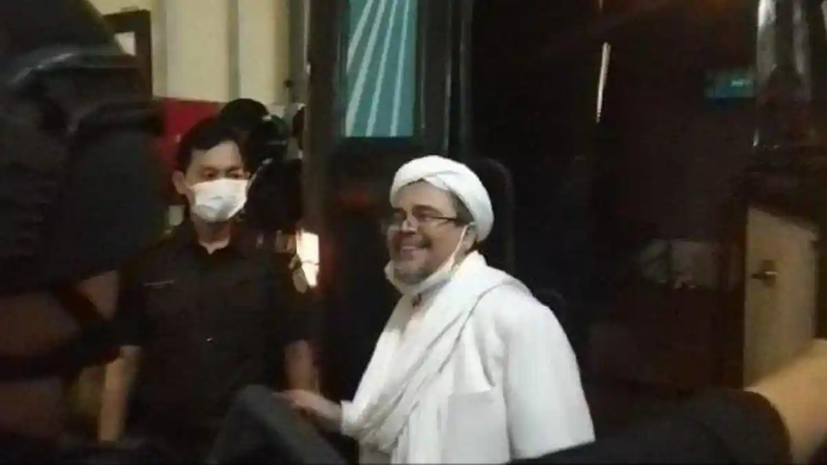 Mahkamah Agung Potong Hukuman Rizieq Shihab 2 Tahun, Bebas Akhir Desember 2022