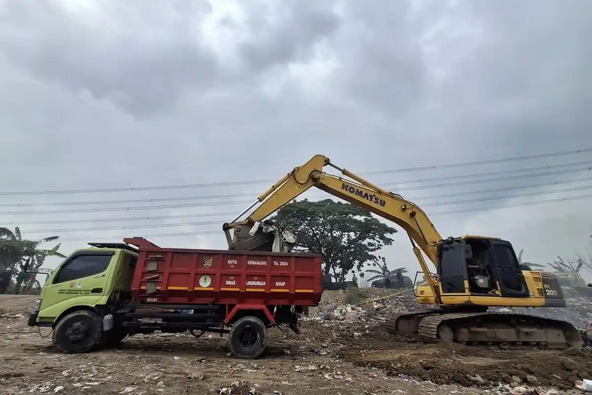Akhirnya Tempat Pembuangan Sampah Ilegal di Rowosari Ditertibkan, Ini Kata Pemkot Semarang