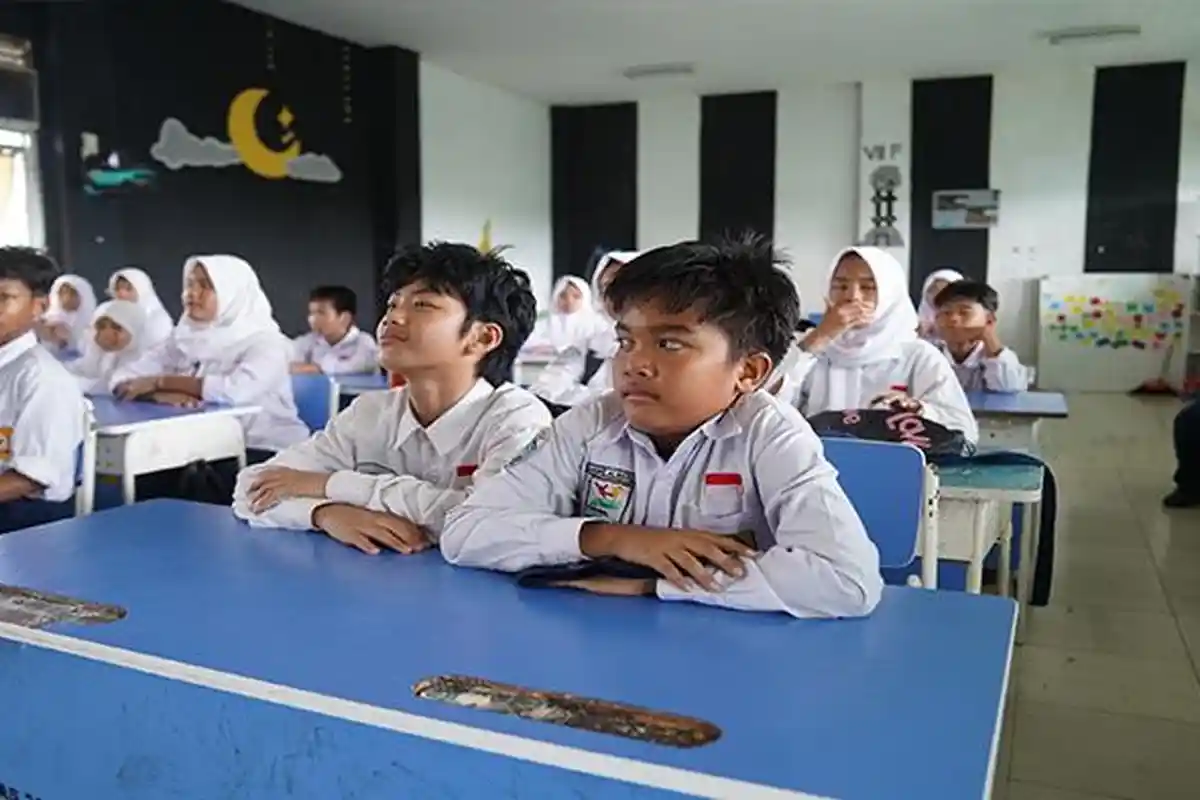 50 SOAL Essay Aqidah Akhlak Kelas 9 Ulangan Semester Terbaru Lengkap Kunci Jawaban Aqidah Kls IX