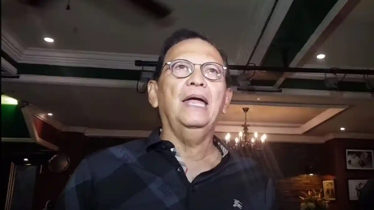 Profil dan Biodata Roy Marten, Kagumi sosok Sophan Sophiaan