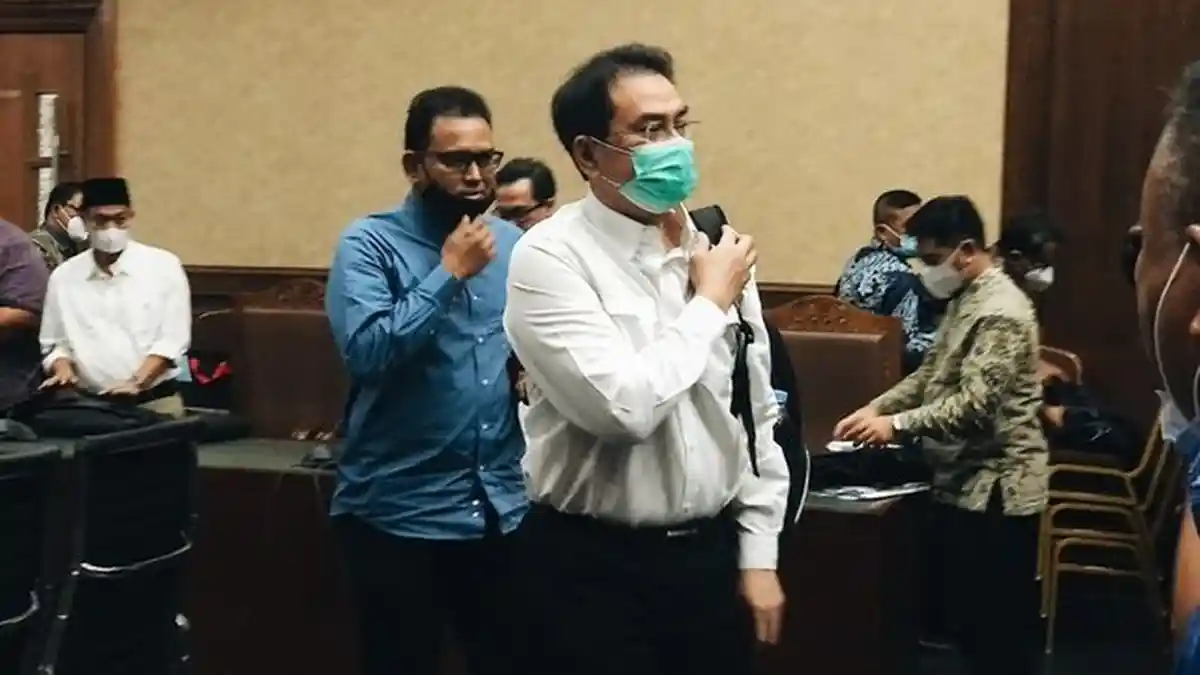Tuntutan terhadap Azis Syamsuddin Dinilai Tak Berikan Efek Jera