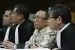 Jero Wacik Dengarkan Keterangan Saksi Ahli