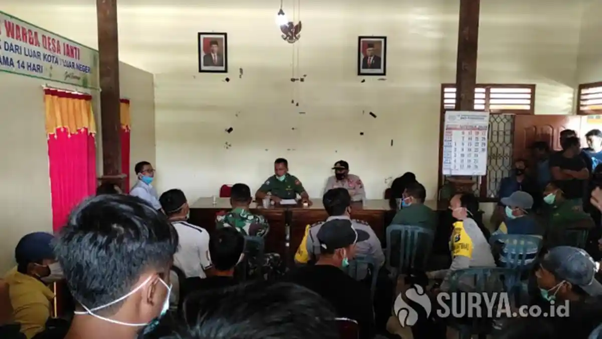 Eks Bu Kades Uwik Uwik dengan Perangkat Desa di Ponorogo, Pilih Denda 400 Zak Semen Daripada Diarak