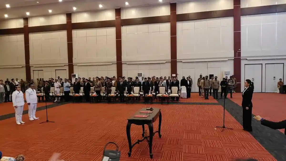BREAKING NEWS : Sashabilla Mus - La Ode Yasir Dilantik sebagai Bupati dan Wabup Taliabu
