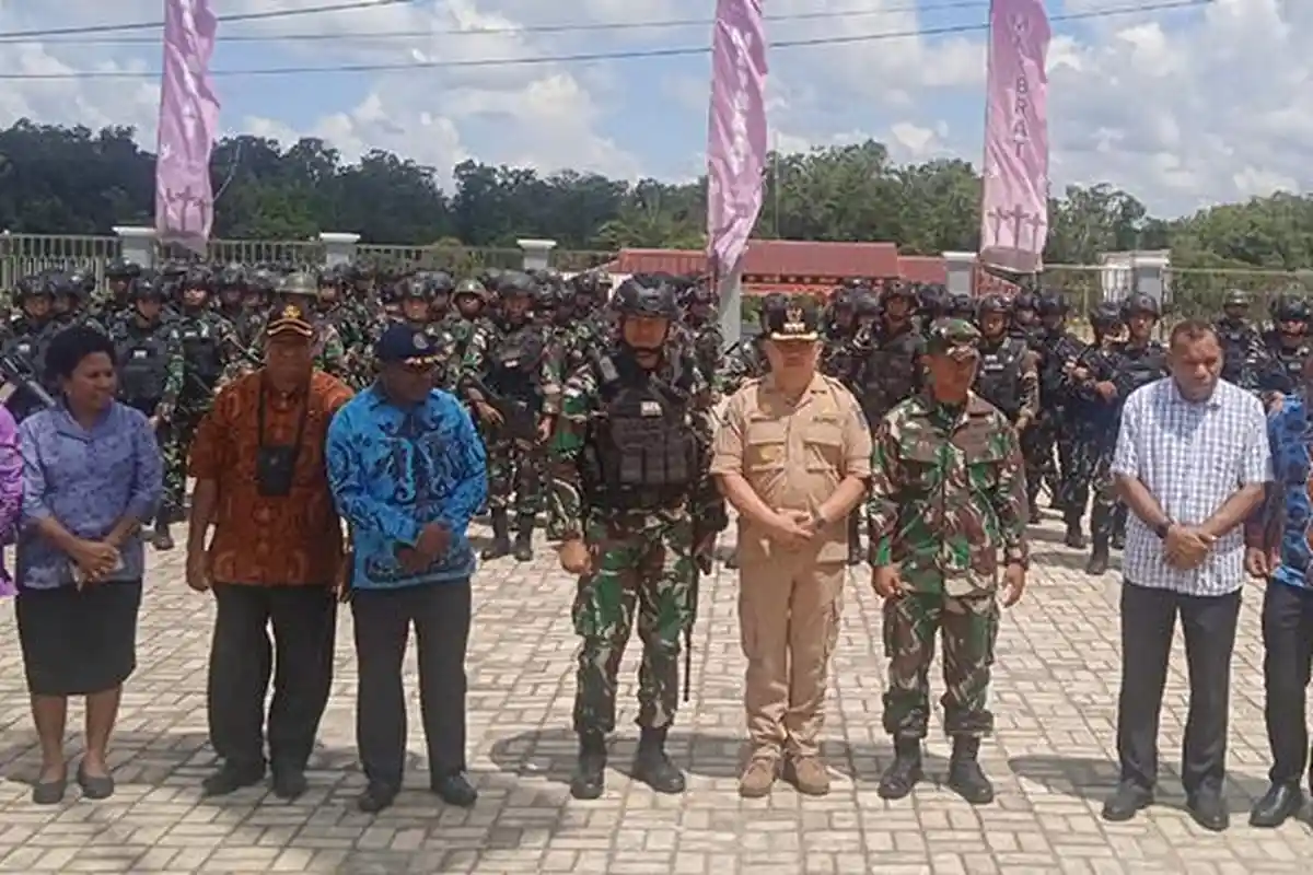 Sambut Satgas Pamtas Yonif 623/BWU, Pj Bupati Maybrat: Dukung Pembangunan dan Keamanan