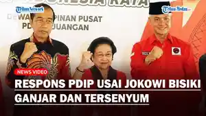 Jokowi-Bisiki-Ganjar-dan-Tersenyum-Respons-Hasto-Kristiyanto.jpg