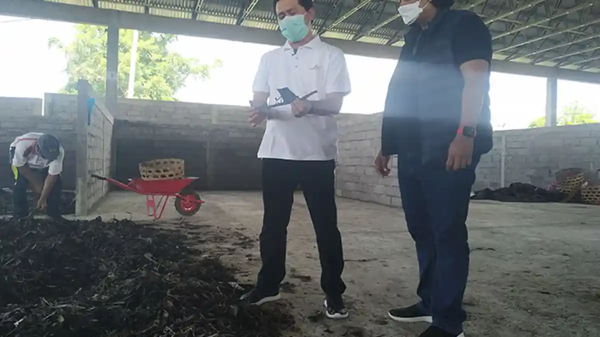 WAWANCARA KHUSUS: Cara Pemkab Klungkung Atasi Masalah Sampah Secara Terintegrasi Lewat TOSS