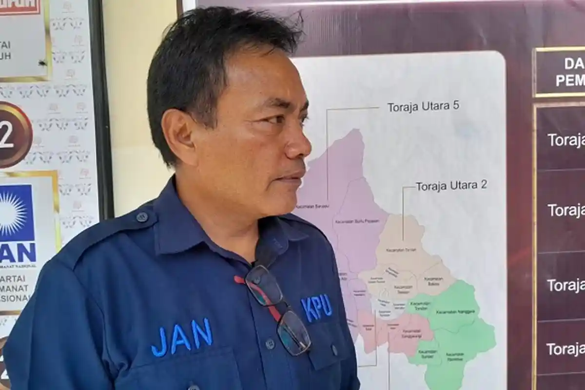 KPU Toraja Utara Temukan Banyak Surat Suara yang Robek