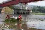 Sampah di Jembatan Sapan Batujajar Sudah Mulai Berkurang
