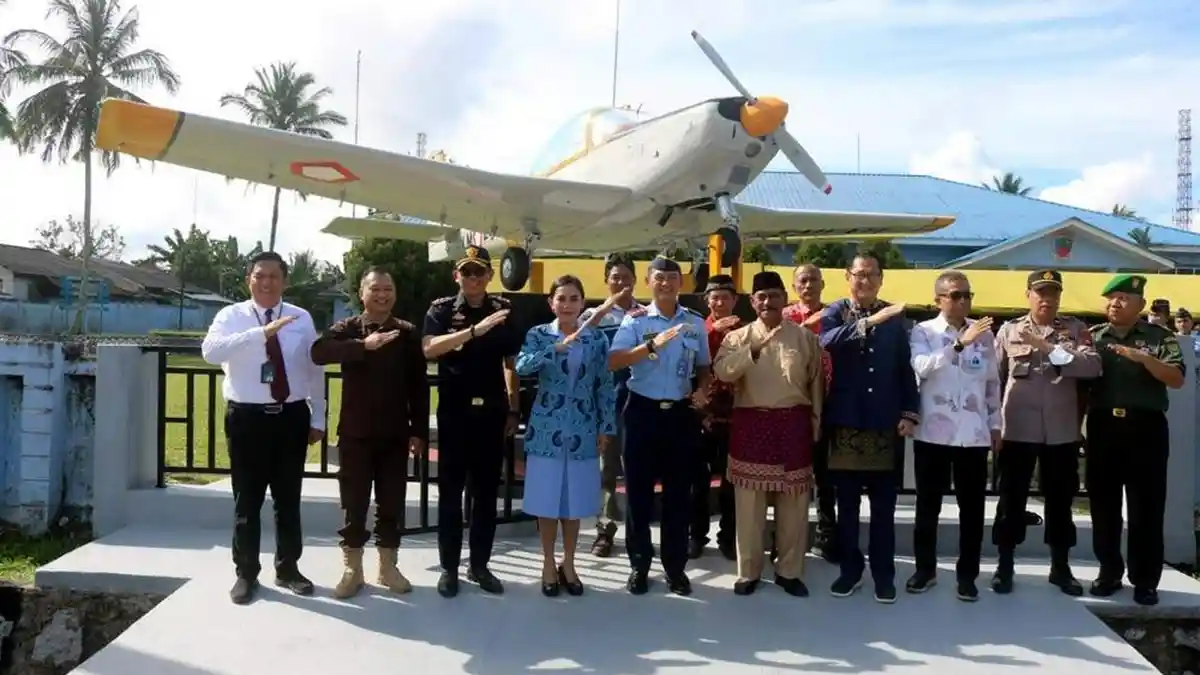 Pesawat AS-202 Resmi Jadi Monumen Lanud H AS Hanandjoeddin Tanjungpandan Belitung