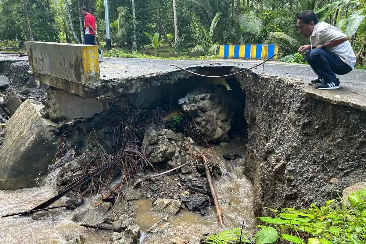 Jembatan Rusak di Gane Halmahera Selatan, Dinas PUPR Maluku Utara Diminta Tindak Cepat