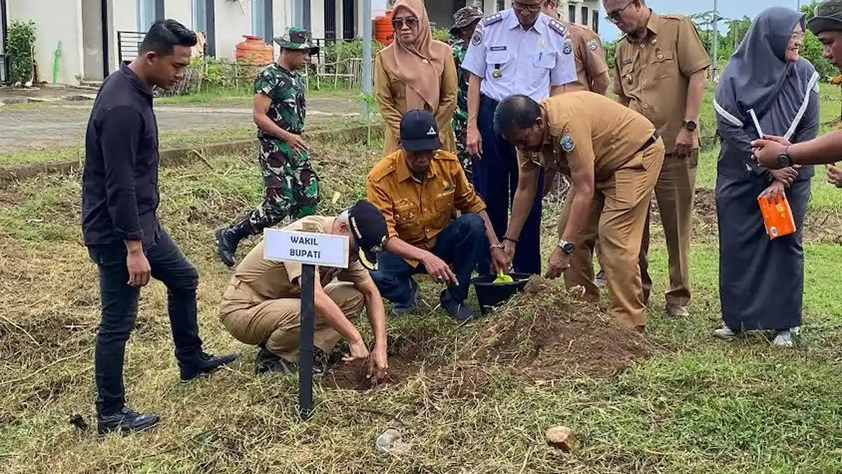 Hari Bumi 2024, Pemkab Pangkep Tanam 1.000 Pohon