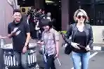 Nikita Mirzani Datangi Polres Jaksel