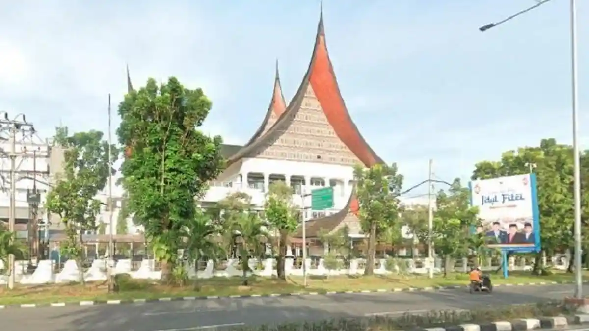 65 Anggota DPRD Sumbar Terpilih Dilantik Pada Rapat Paripurna 28 Agustus 2024