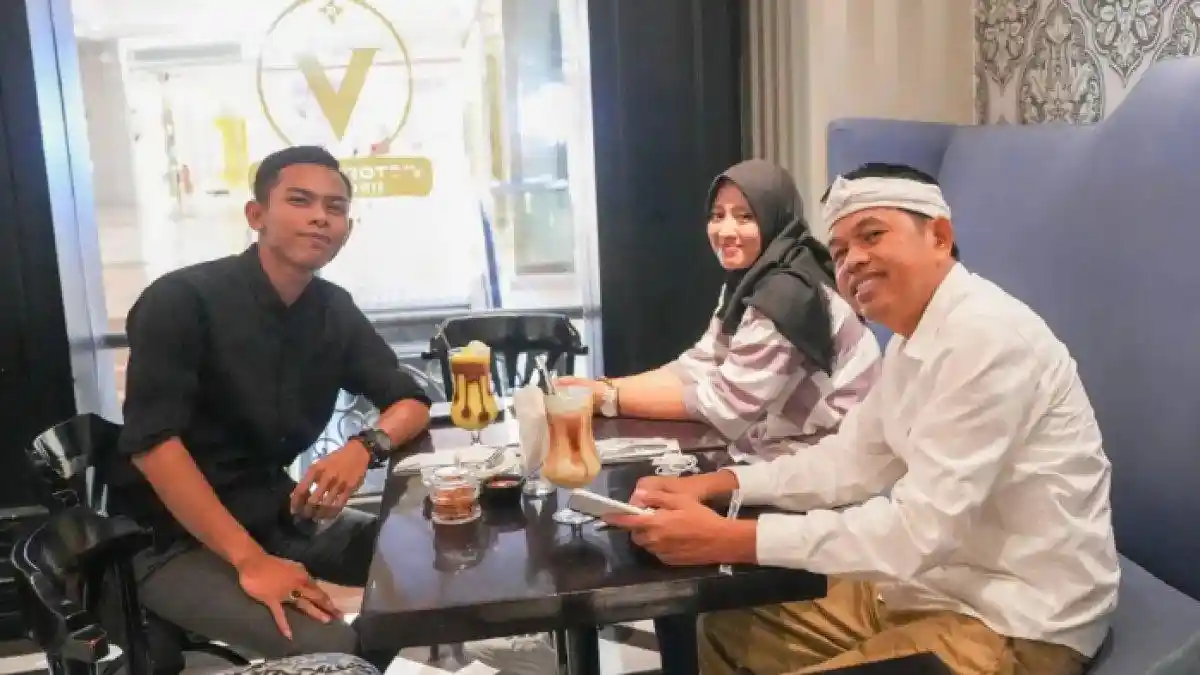 Mantan Suami Anggi Anggraeni, Fahmi Lamar Wanita Driver Ojol Teh Nde, Malah Berikan Syarat Ini. .