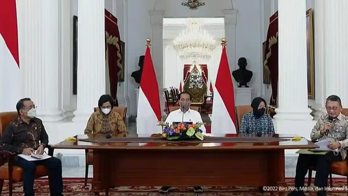 Harga BBM Mulai Naik Hari Ini, Jokowi: Ini Adalah Pilihan Terakhir Pemerintah