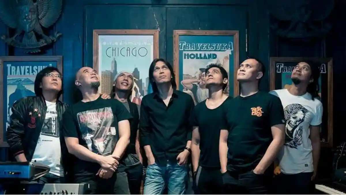 Chord Gitar dan Lirik Lagu Sayap Sayap Patah dari Dewa 19