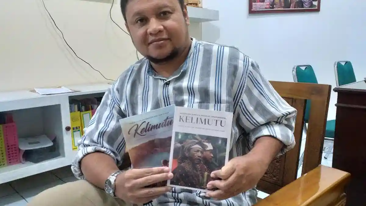 Ini Buku yang Diluncurkan Taman Nasional Kelimutu
