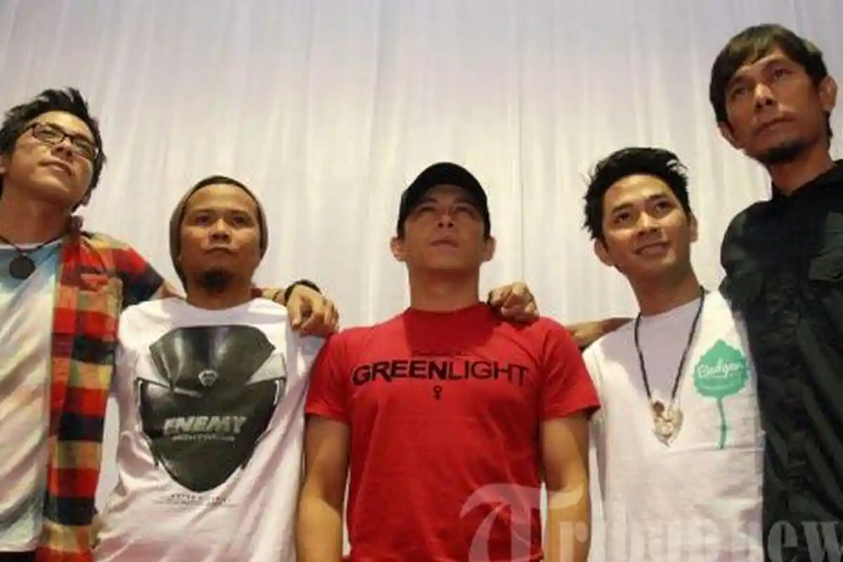 Chord Gitar dan Lirik Lagu Dunia yang Terlupa Peterpan, Mulai Nyalakan Kembali Dunia yang Terlupa