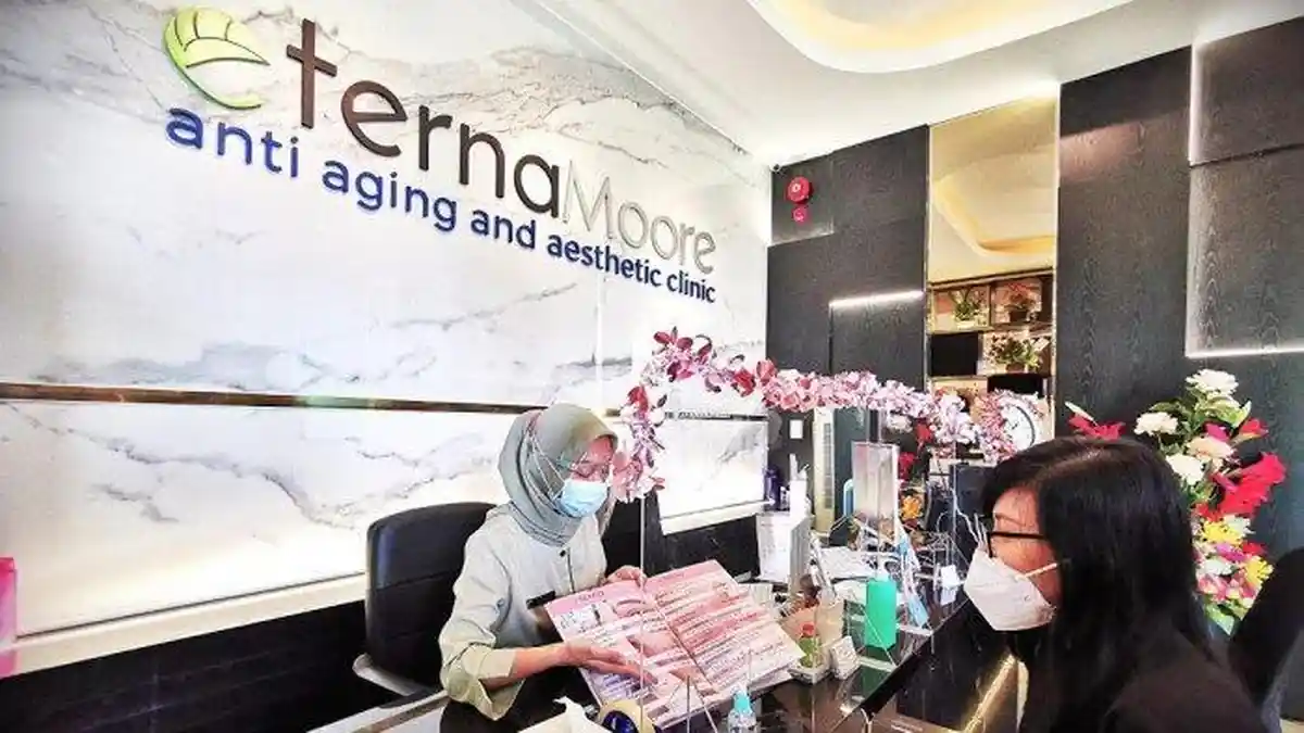 EternaMoore Tawarkan Cara Diet Tanpa Olahraga dan Hilangkan Kulit Bergelambir