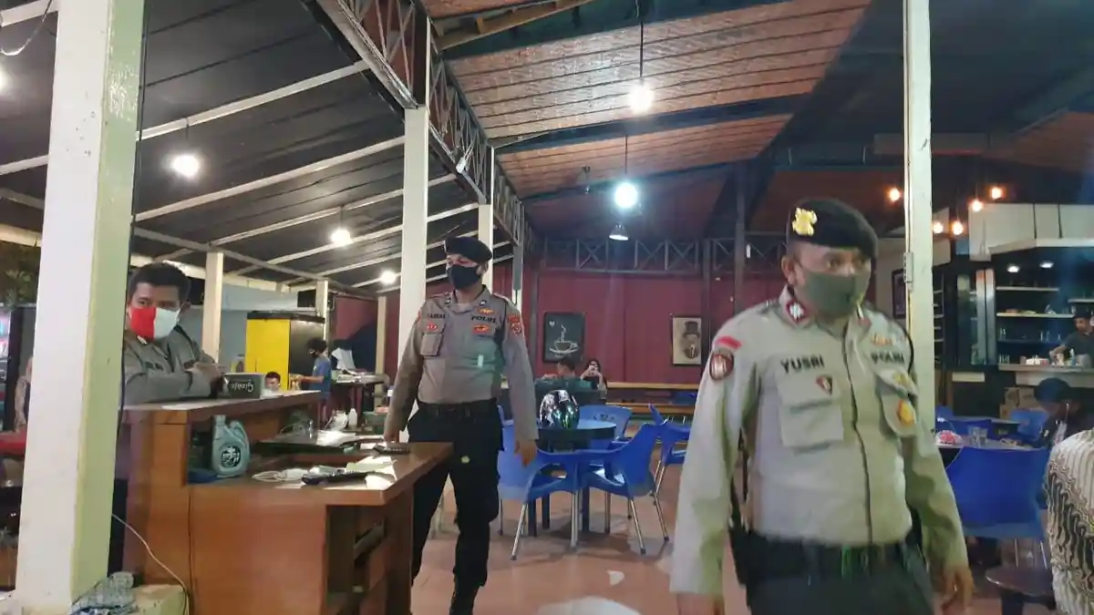 Polres Bireuen Kembali Datangi Warkop Sosialisasi Cegah Covid-19