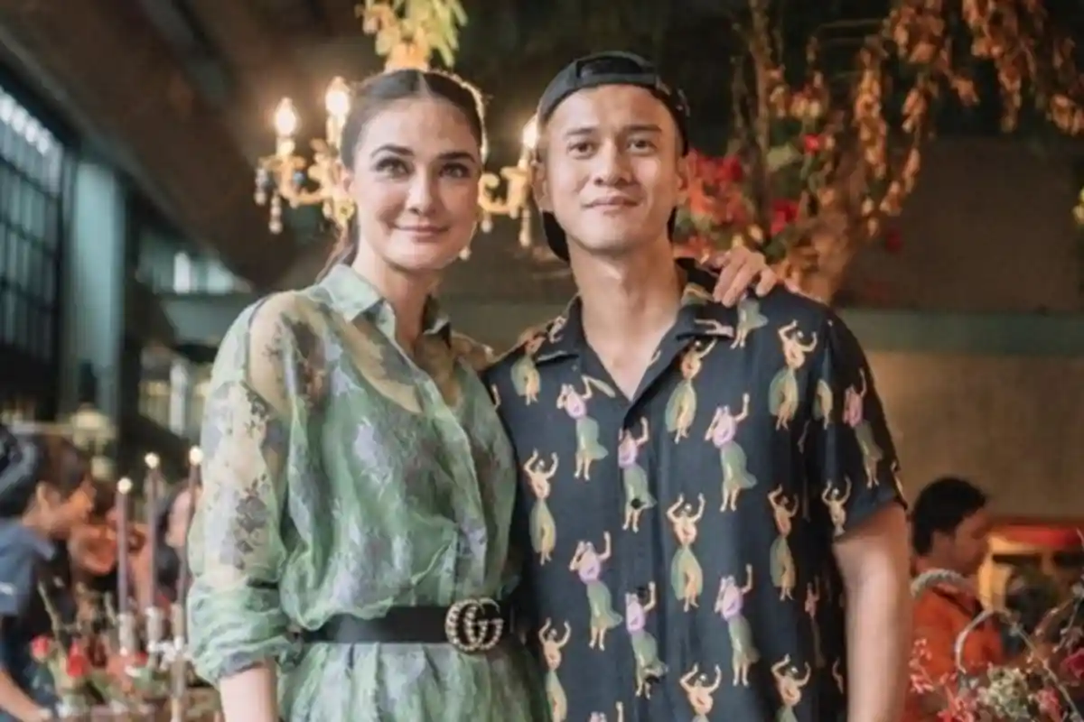 Luna Maya Ungkap Isi Hati pada Herjunot Ali, Saling Ucap Sayang: Luv Kecayangan Luna, Junot Cayang