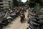 Tarif Parkir Resmi Naik