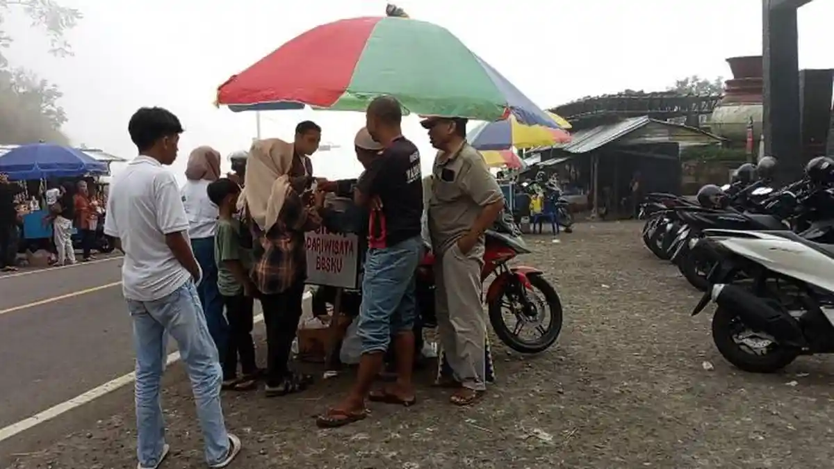 Cilok Pusuk Sembalun Laris Manis, Pedagang Raup Untung Besar Saat Libur Lebaran