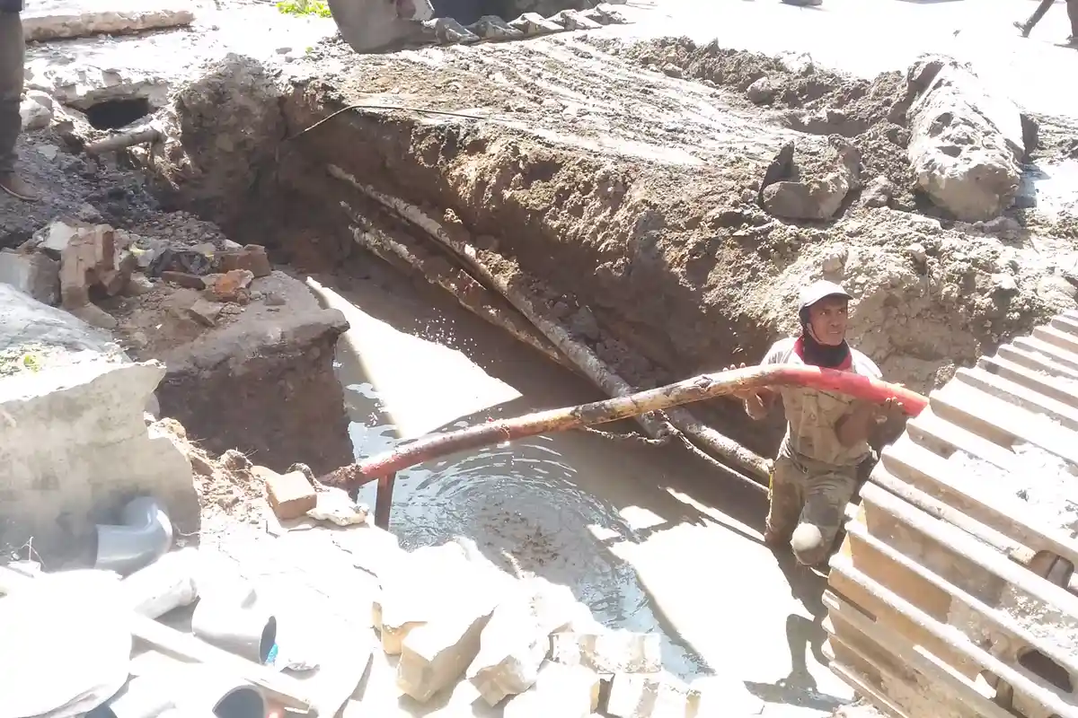 Pengerjaan Gorong-Gorong Malah Rusak Pipa PDAM, Begini Akibatnya