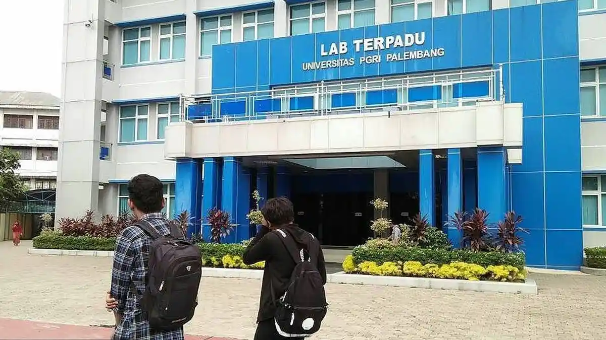 Aliansi Mahasiswa PGRI Palembang Demo Minta Rektor Perbaiki dan Tambah Fasilitas Kampus