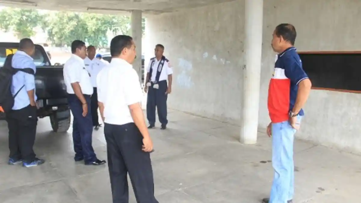 Jelang Harlah Pancasila Di Ende Kambing Justru Berkeliaran Di Tempat Upacara