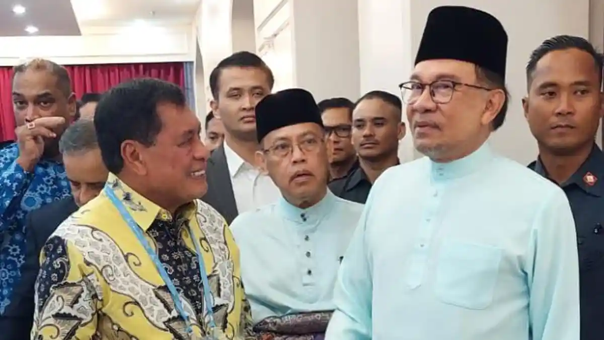Momen Nurdin Halid Diskusi Koperasi Bareng Perdana Menteri Malaysia Dato Seri Anwar Ibrahim