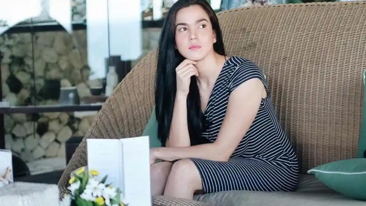 Artis Cantik Ini Nikah Diam-diam Karena Suaminya Malu, Kini Punya Bayi Cewek