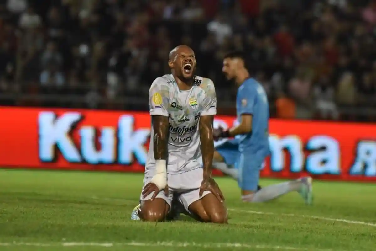 David da Silva Muncul saat Laga Persib Kontra PSS, Bobotoh Justru Dibuat Curiga, 1 Gestur Jadi Kode?