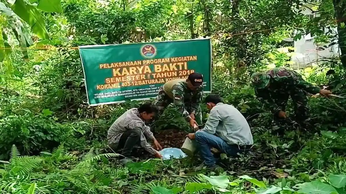 Koramil Baturaja Bangun 36 WC Warga Secara Gratis Untuk Warga