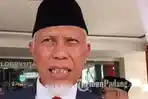 Gubernur-Sumatera-Barat-Mahyeldideringatad-masyarakat.jpg