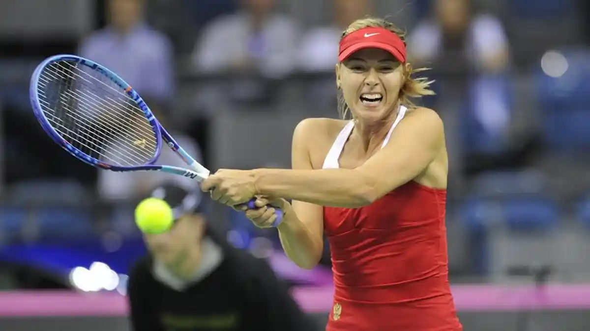 Maria Sharapova dan Serena Williams Gagal ke Final Madrid Terbuka