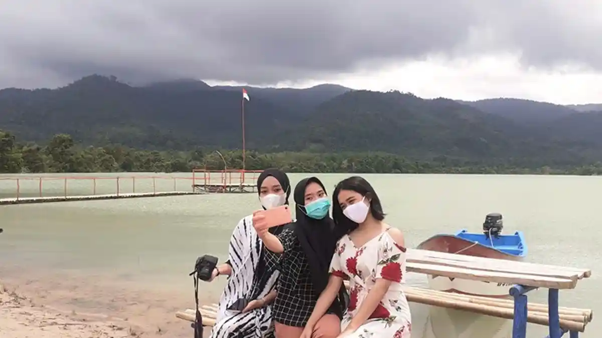 Mengintip Eksotisme Danau Pading, Surga Tersembunyi di Bangka Tengah - danau-a.jpg