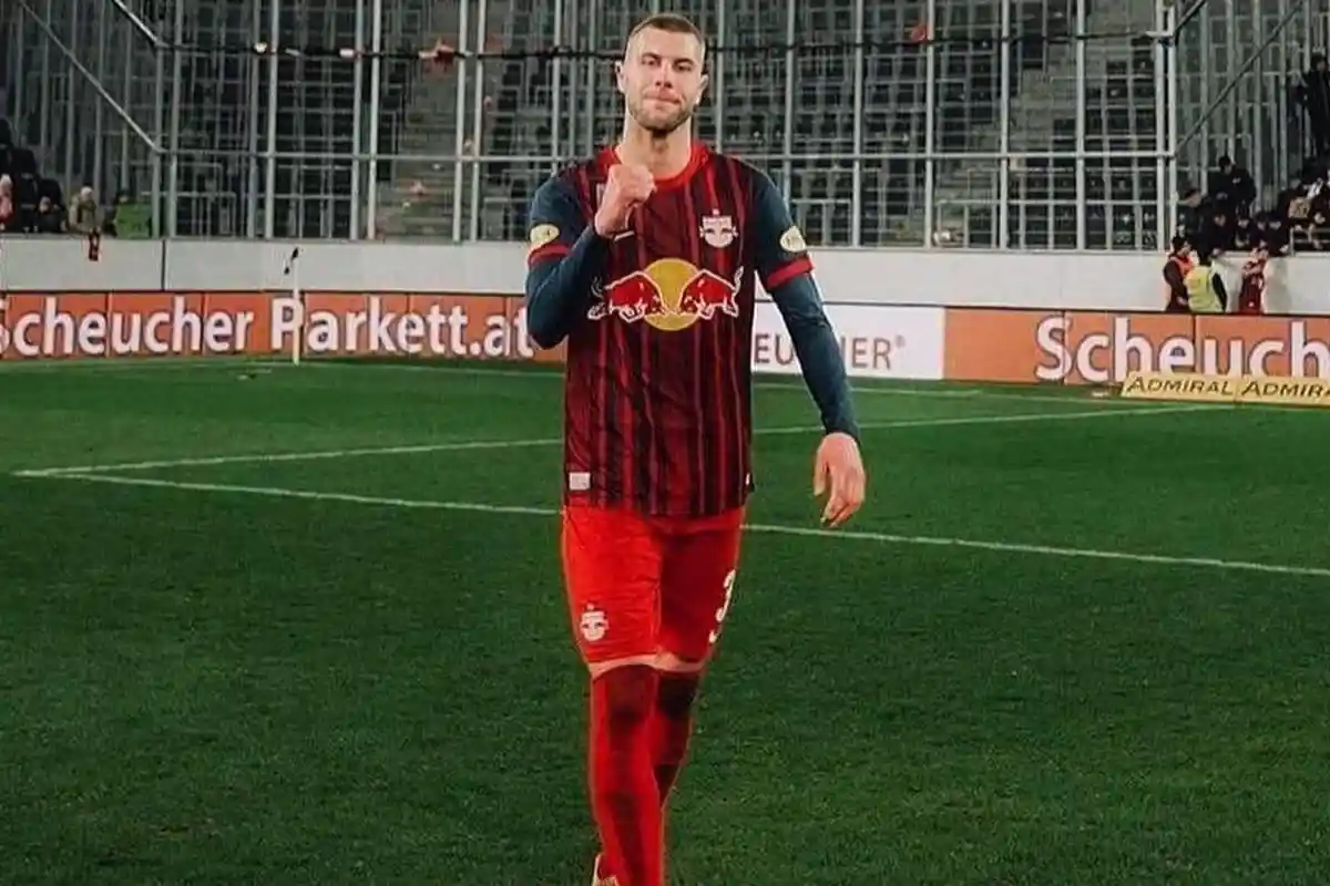 AC Milan Bergerak untuk Merekrut Bek RB Salzburg Pavlovic untuk Perkuat Pertahanan di Musim Depan