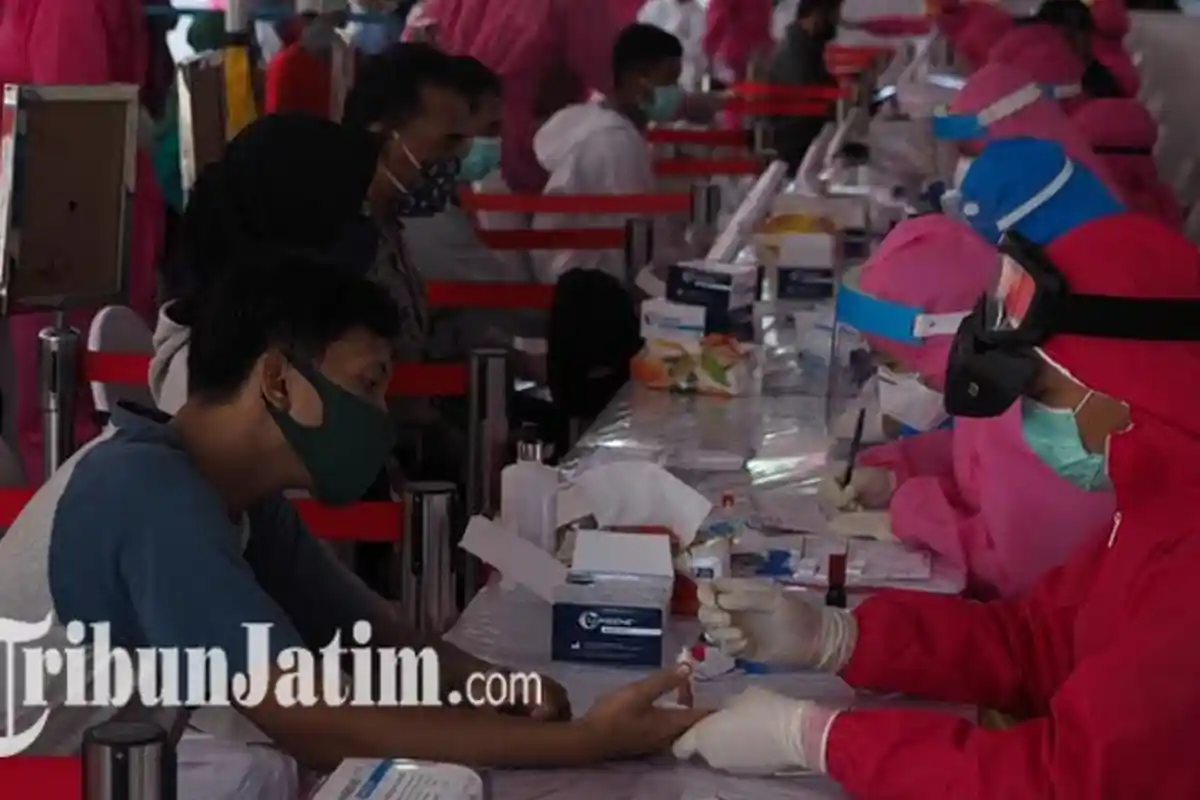 Pemprov Jatim Bakal Gelar Tes Massal Covid-19, Ini Upaya yang Dilakukan agar Warga Tak Berdesakan