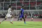 Viral Video Pemain Bhayangkara FC & Persib Ribut di Lorong Stadion, Bojan Hodak Sampai Turun Tangan
