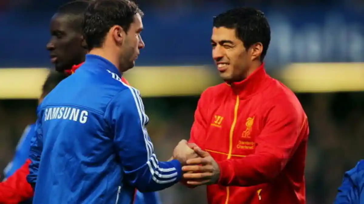 Luis Suarez dan Branislav Ivanovic Berteman lagi