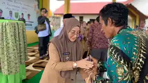 20240508_Bupati-dan-Wakil-Bupati-Berau-saat-bertemu-dengan-masyarakat-di-wilayah-pesisir.jpg