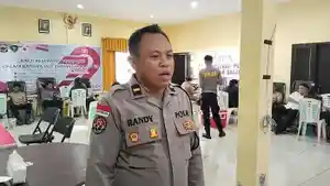 IPDA-Lalu-Rohandy-Hidayat-menyampaikan-soal-penggunaan-medsos.jpg