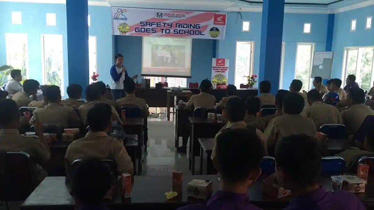 Santai Tapi Serius, Safety Riding Honda SMKN 2 Payakumbuh Sumatera Barat