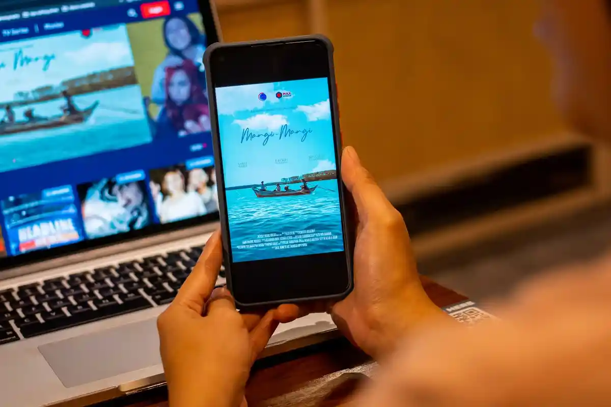 Telkomsel dan Kemenkomarves Berkolaborasi, Rilis Serial Inspiratif Mangi-Mangi di MAXstream