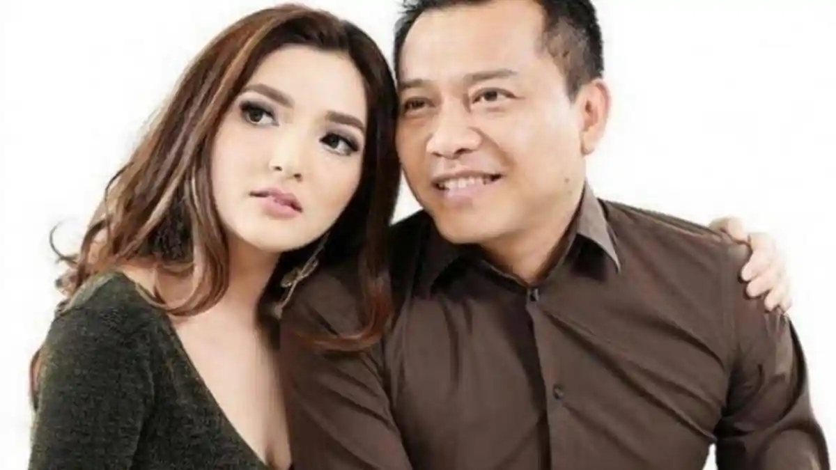 Ashanty Pergoki Anang Tanggapi Chat Mesra dari Perempuan Lain: Ayo Mas Ketemuan Dong