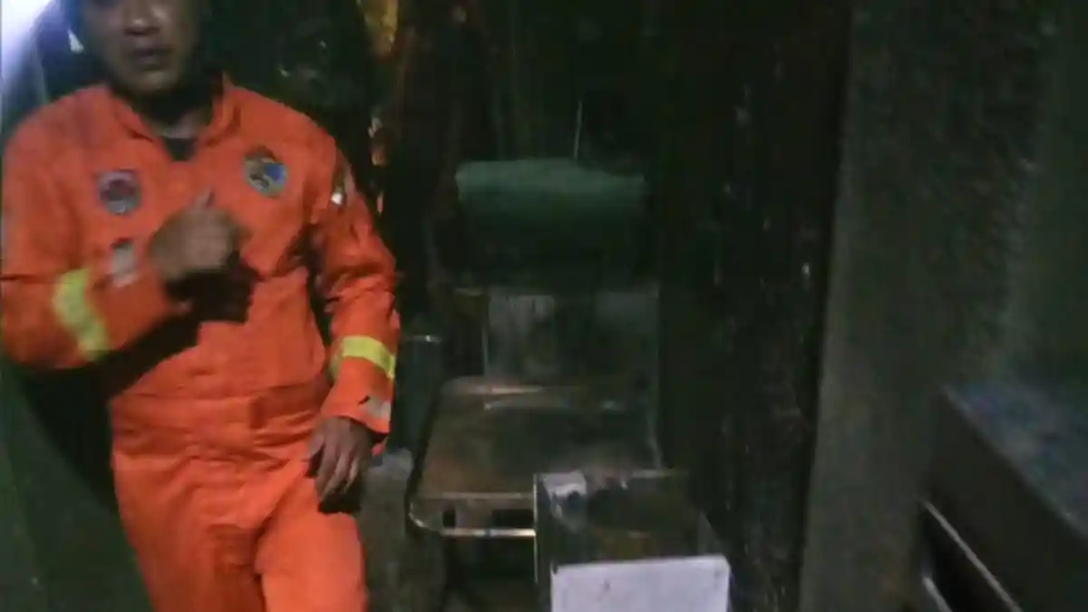 Diduga Korsleting Dispenser, Ruang Steril Alat di RS Islam Pondok Kopi Terbakar